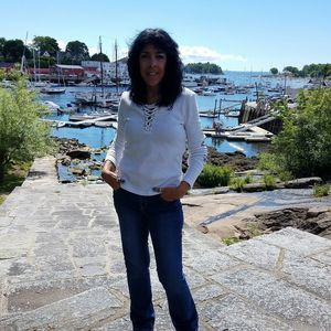 Meet your Posher, Stacy